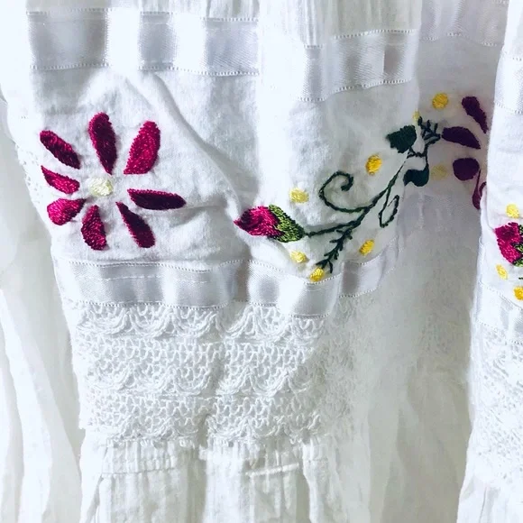 Mexican Off Shoulder Dress Floral Embroidered Lace Gauzy Cotton Size L - Picture 13 of 15